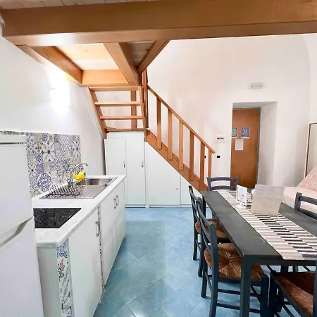 Holiday home La Terrazza Sul Borgo *