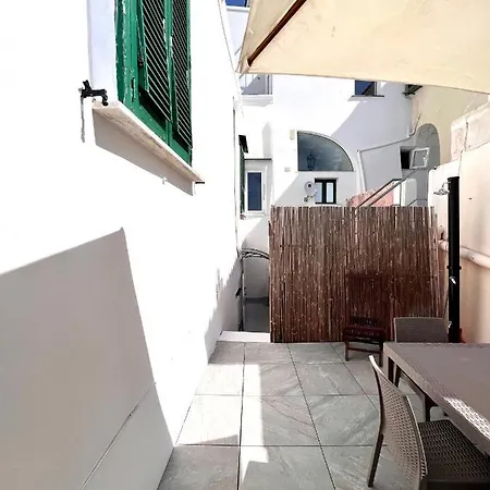 La Terrazza Sul Borgo Procida