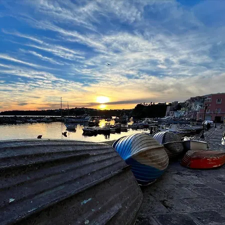 Casa vacanze Monolocale Marina Di Corricella Procida